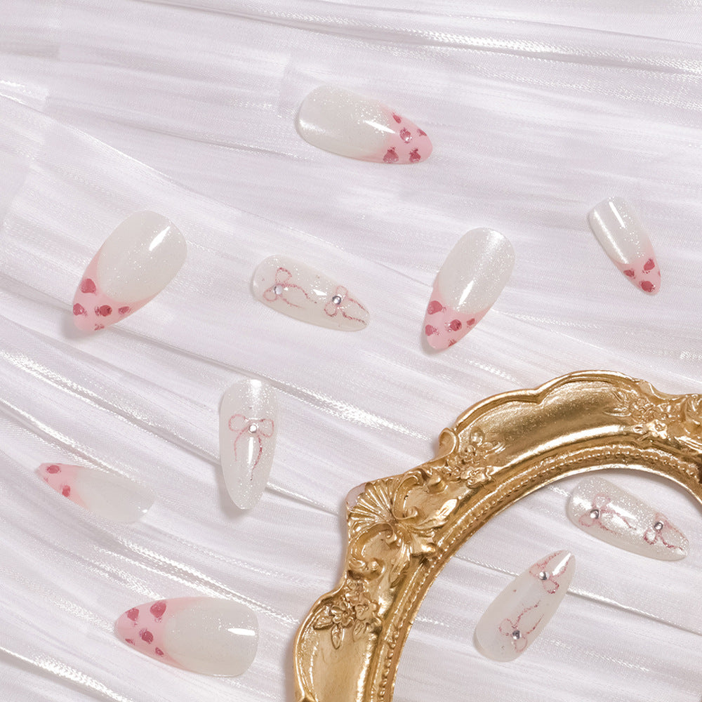 Artful Decorative Press-On Nail Set Bowlift