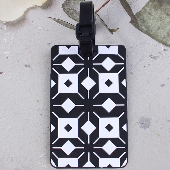 Geometric Pattern Luggage Tag Bowlift