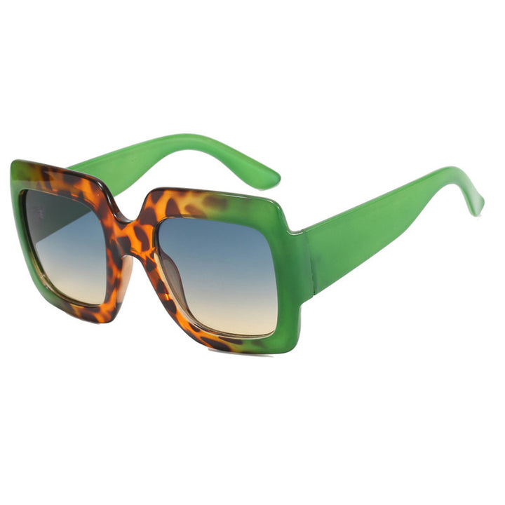 Women's oversized square sunglasses with striking tortoiseshell design Bowlift