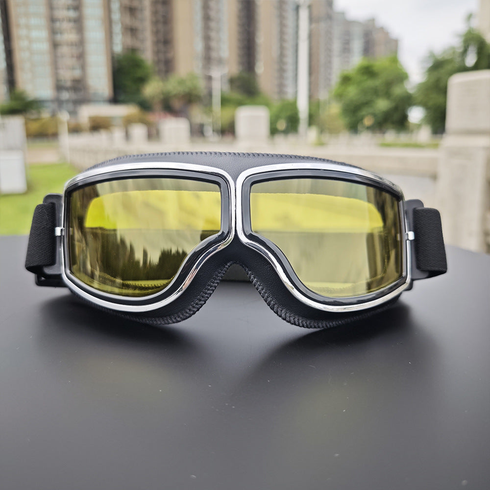 Retro aviator motorcycle goggles with anti-fog UV protection and padded frame Bowlift