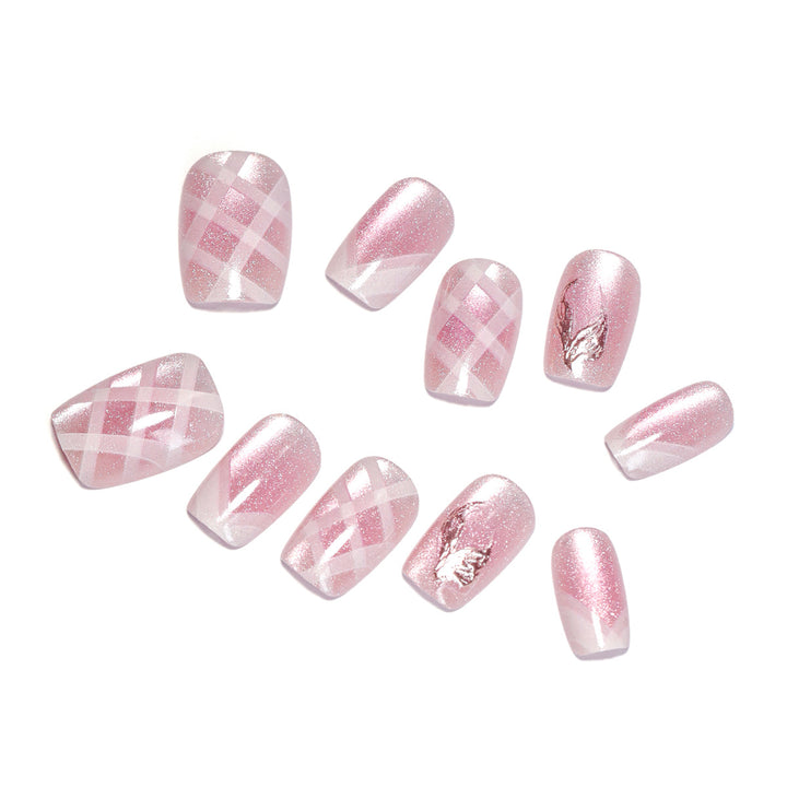 Nail art set with glamorous glitter and diagonal design Bowlift