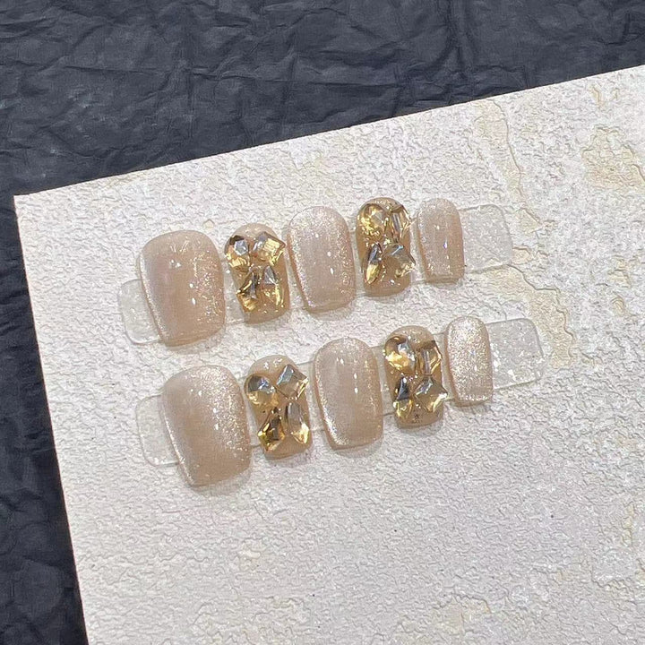 Premium Decorative Press-On Nail Set with Shimmering Gemstone Accents Bowlift