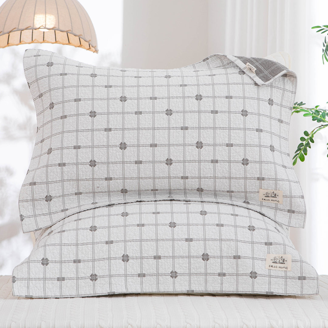 Women's pillowcase with modern checkered pattern Bowlift