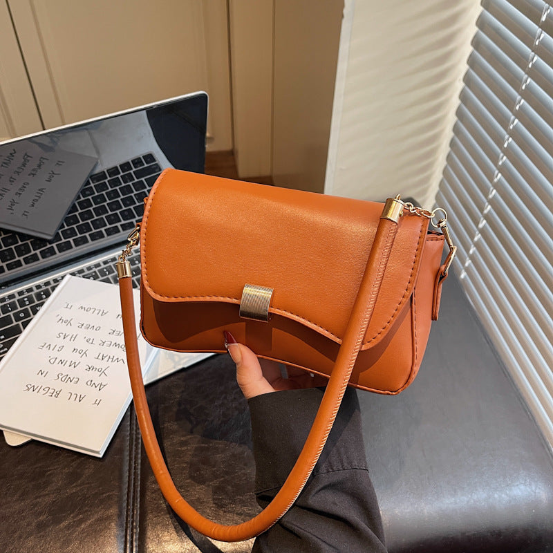 WoElegant Faux Leather Evening Clutch Bowlift