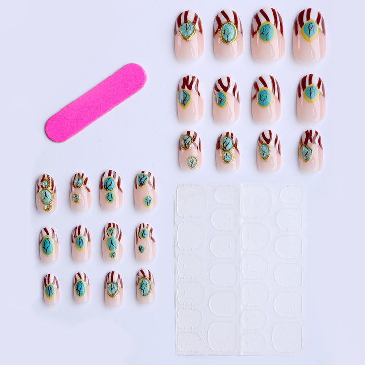 Artificial Nails with Extraordinary Design Bowlift
