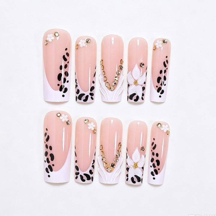 Artistic Nail Art Tips Bowlift