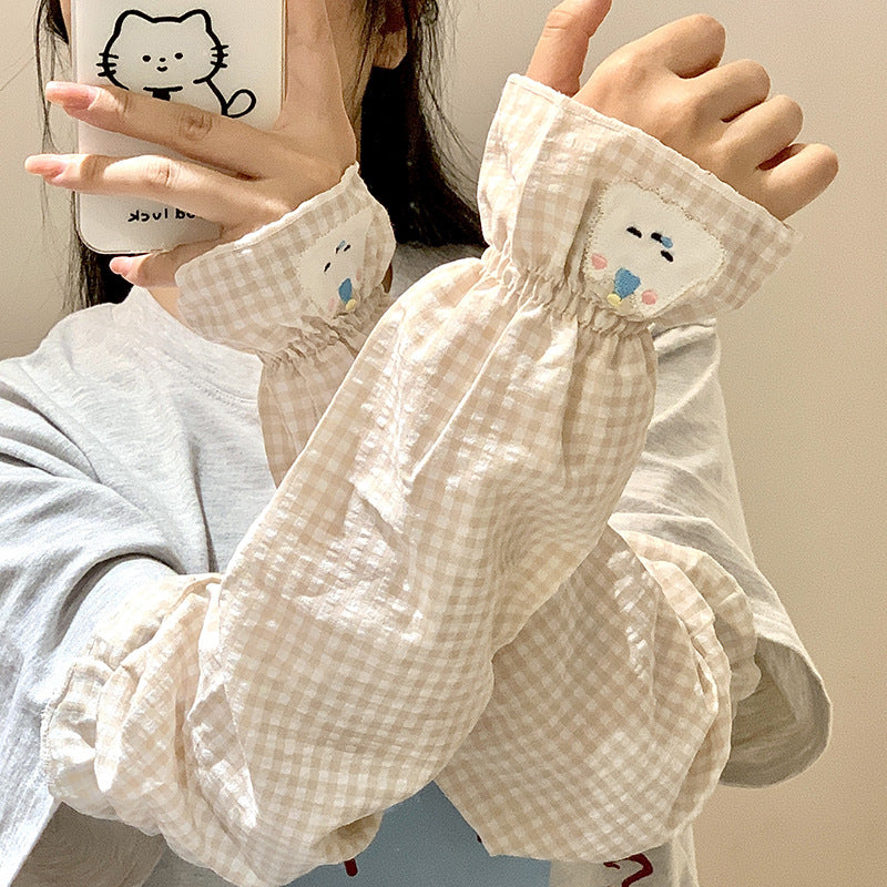 Arm cuffs with sweet dog appliqué design Bowlift