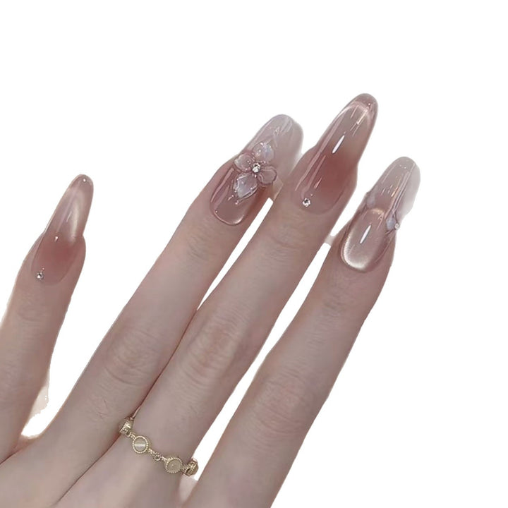 Press-On Nail Art Bowlift