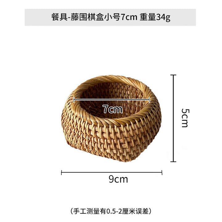 Ladies basket made of woven rattan Bowlift
