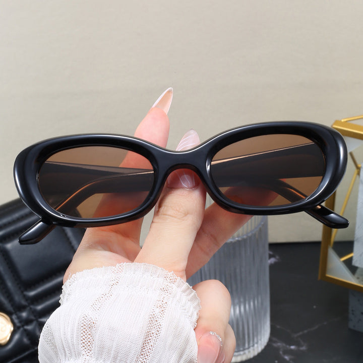 Women's fashionable sunglasses with oval design and UV protection Bowlift