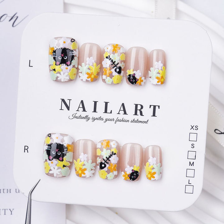 Playful Cartoon-Themed Press-On Nail Art Bowlift