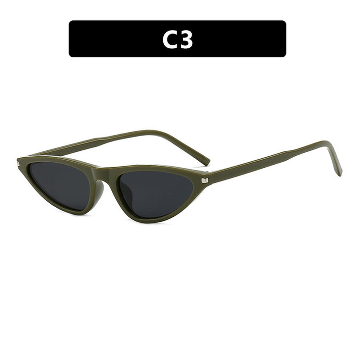 Ladies Cat-Eye Sunglasses with elegant plastic frame and UV protection Bowlift