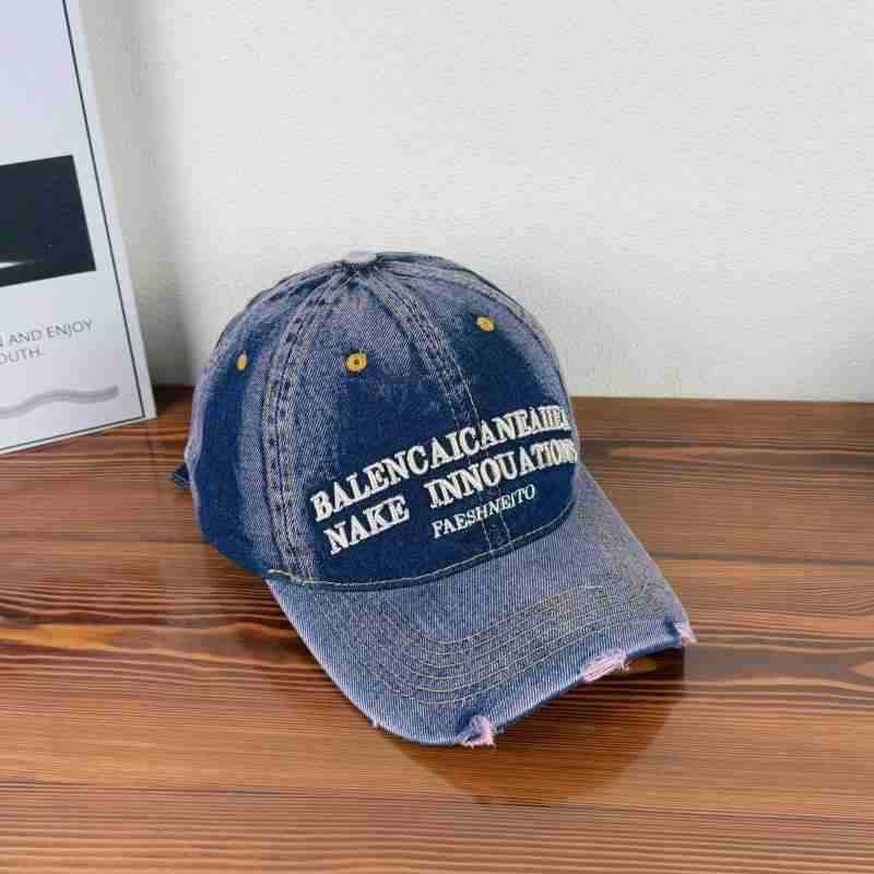 Unisex Vintage-Inspired Distressed Denim Baseball Cap Bowlift
