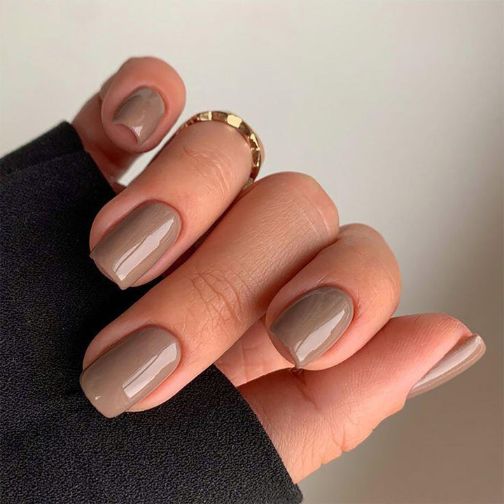 Classic Gel Press-On Nails Bowlift