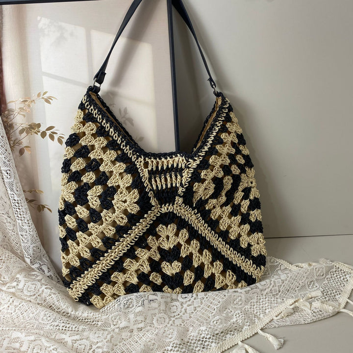 Handcrafted basket bag with unique circular pattern Bowlift