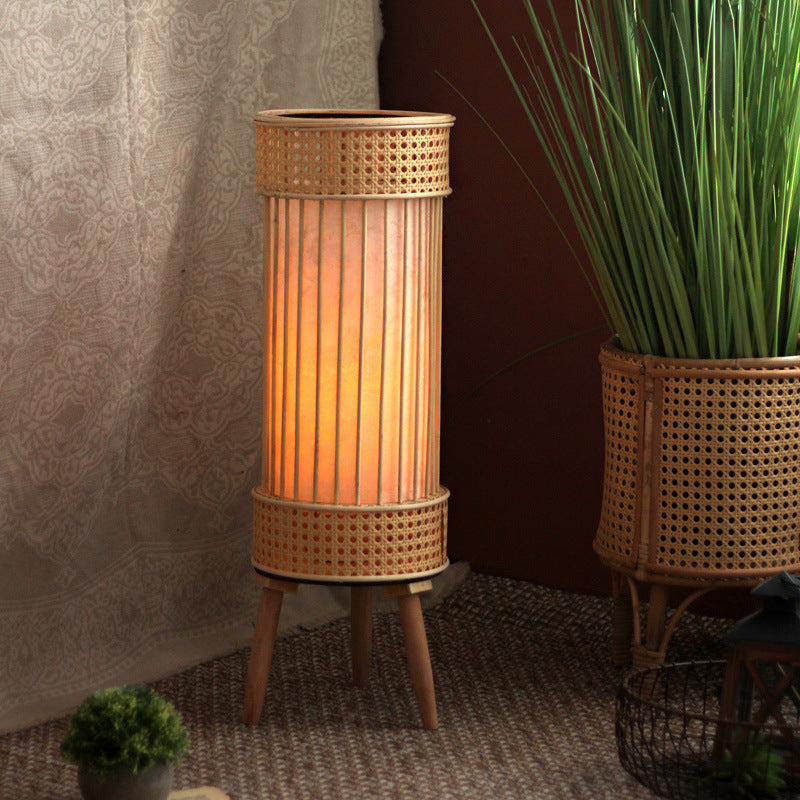 Stylish floor lamp in modern design Bowlift