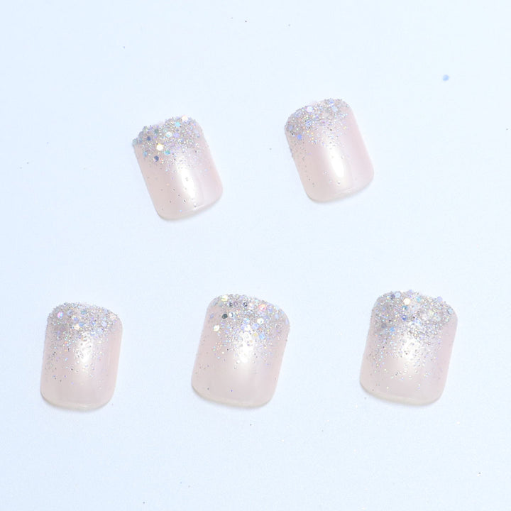 Glittery Press-On Nail Collection Bowlift