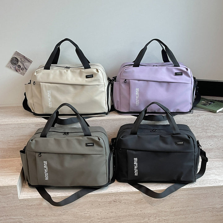 Travel and Sports Bag with Water-Repellent Material and Many Compartments Bowlift