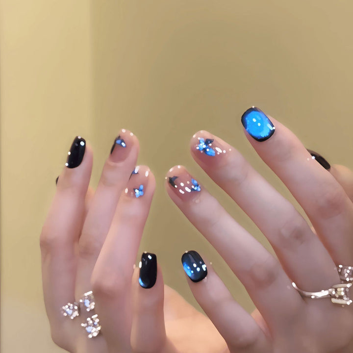Artificial Nail Art with Glitter and Flower Designs Bowlift