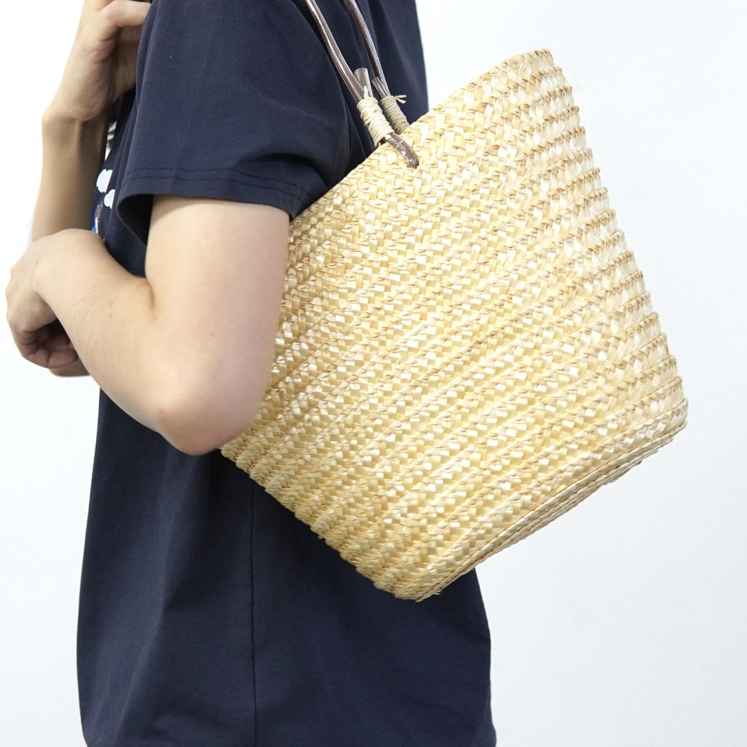 Handbag with Double Braided Straps Bowlift
