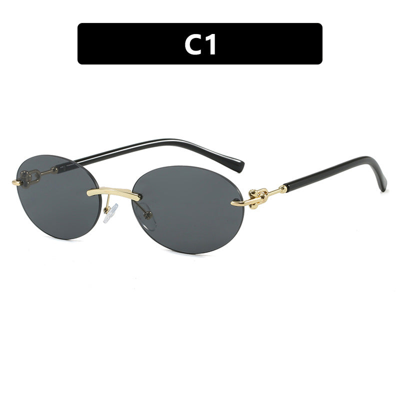Women oval sunglasses with luxurious metal frame and mirrored lenses Bowlift