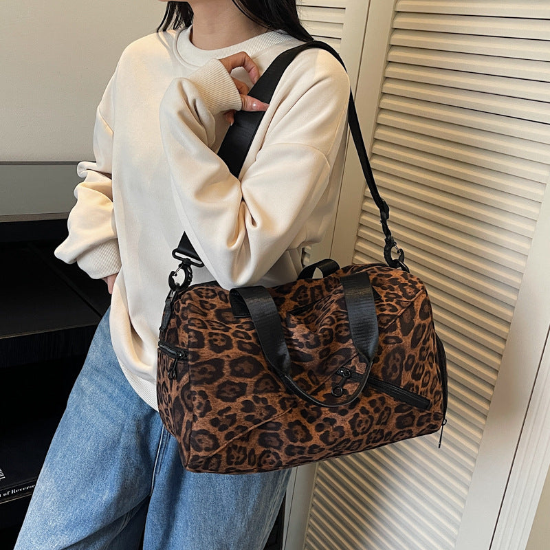 Multifunctional sports and leisure bag Bowlift