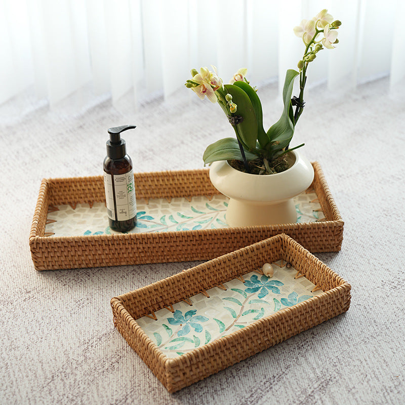 Elegant serving platter made of natural materials Bowlift
