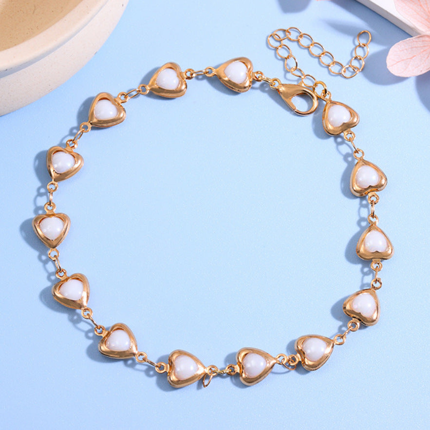Charming Heart-Shaped Statement Bracelet Bowlift