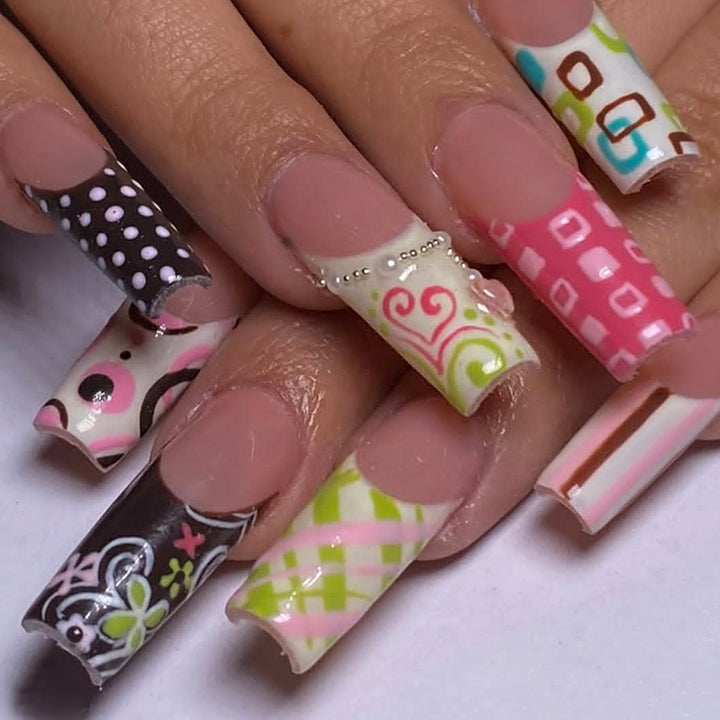 Creative Patterned Artificial Nails Bowlift