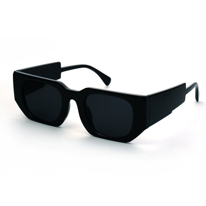Women's fashion sunglasses with angular frame and UV protection Bowlift