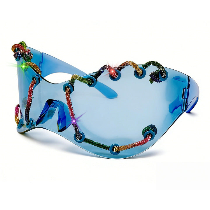Women extravagant sunglasses with unique chain design Bowlift