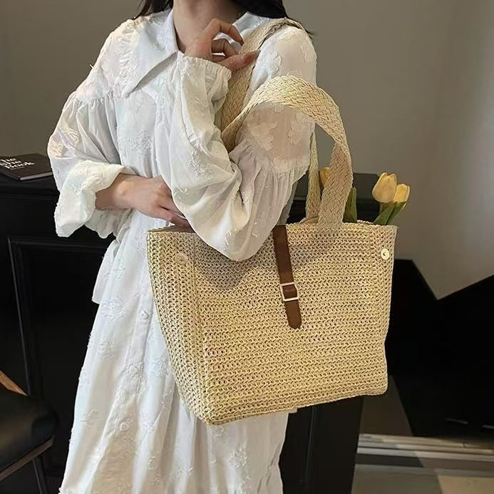 Spacious and Handmade Shopping and Beach Bag Bowlift
