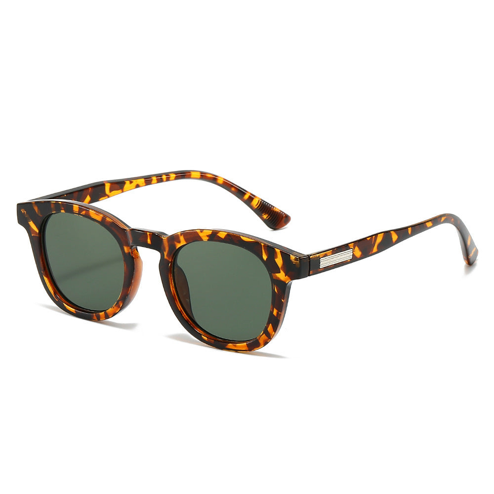 Retro-Inspired Rectangle Sunglasses Bowlift