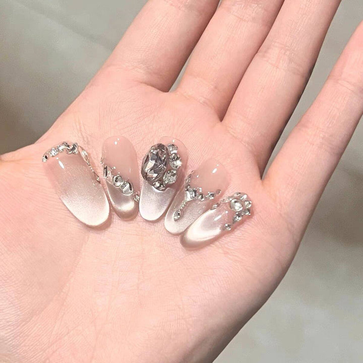 Premium Rhinestone-Embellished Nail Art Extensions Bowlift