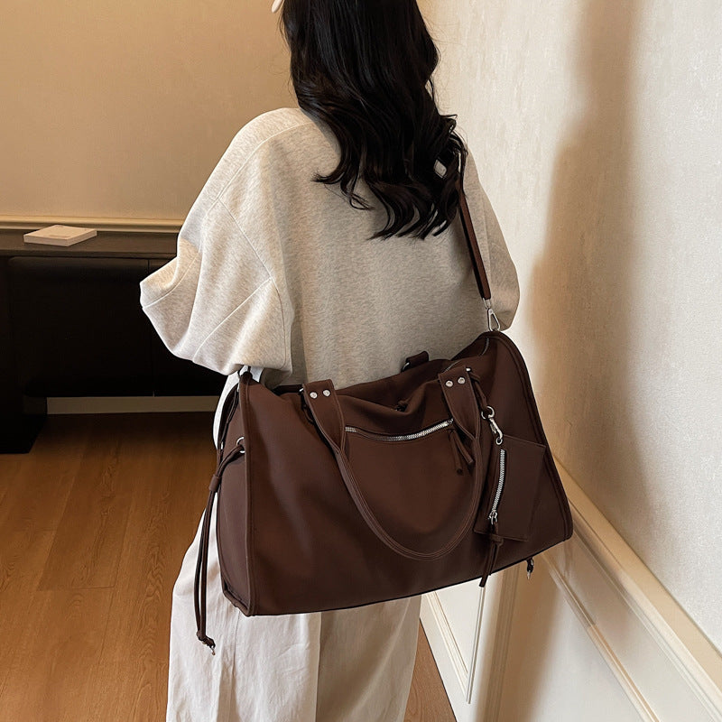 Sleek Multi-Functional Travel Duffel Bag Bowlift
