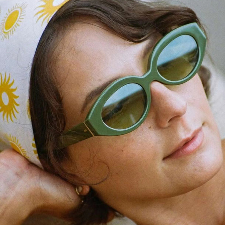 Women's creative sunglasses in elegant retro style Bowlift