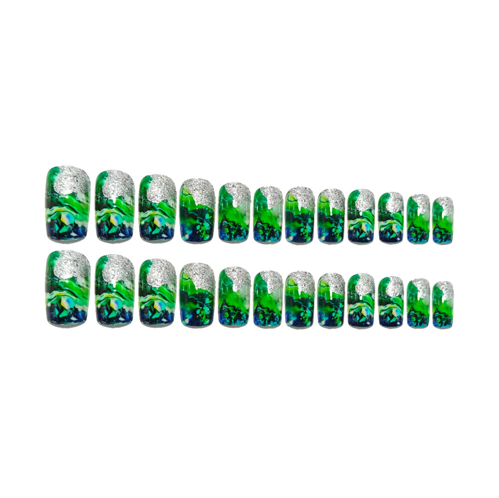 Exclusive Art Nail Creation in Maritime Style Bowlift