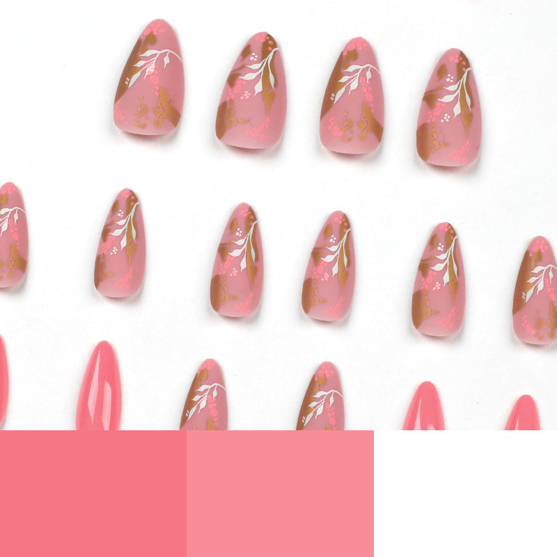 Glamorous artificial nails in elegant stiletto style Bowlift