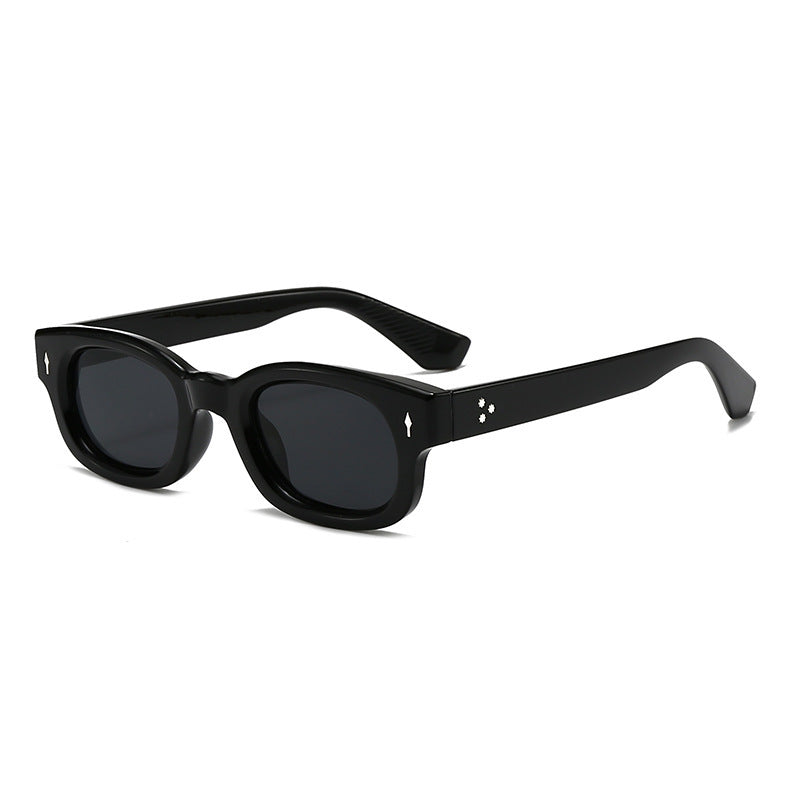 Women's stylish sunglasses in trendy Bowlift frame