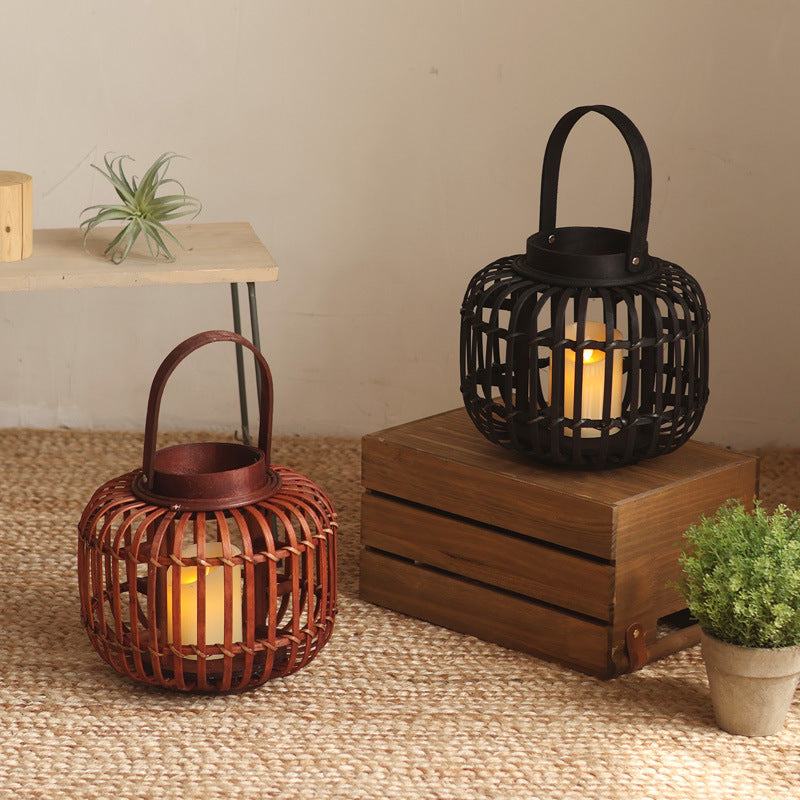 Elegant lantern made of braided material Bowlift