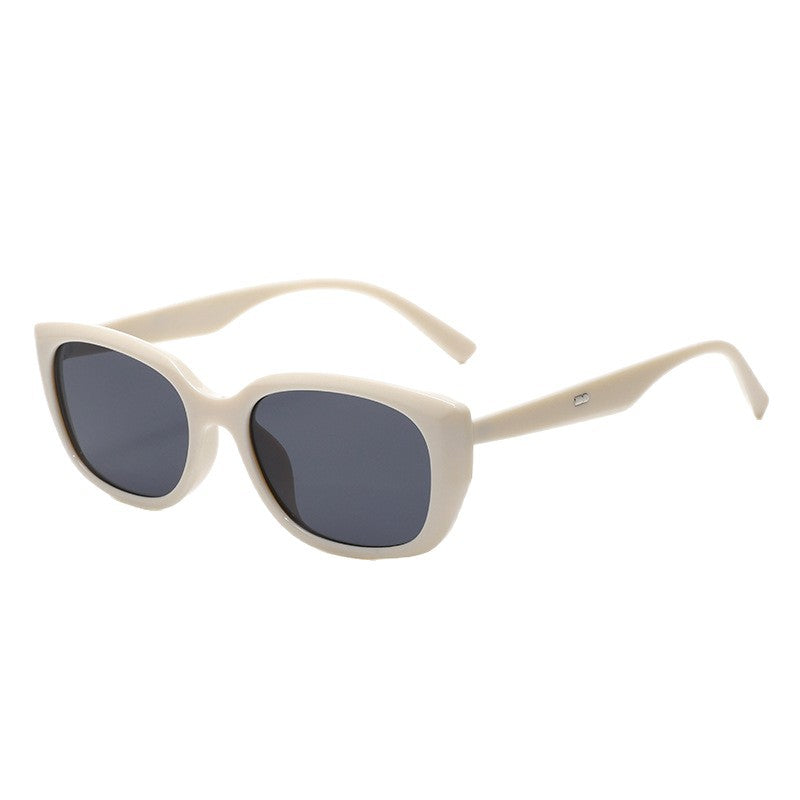 Women's sunglasses in a modern, stylish design Bowlift