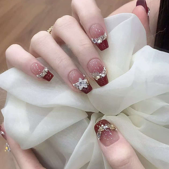 Decorative Glittered Press-On Nail Set Bowlift