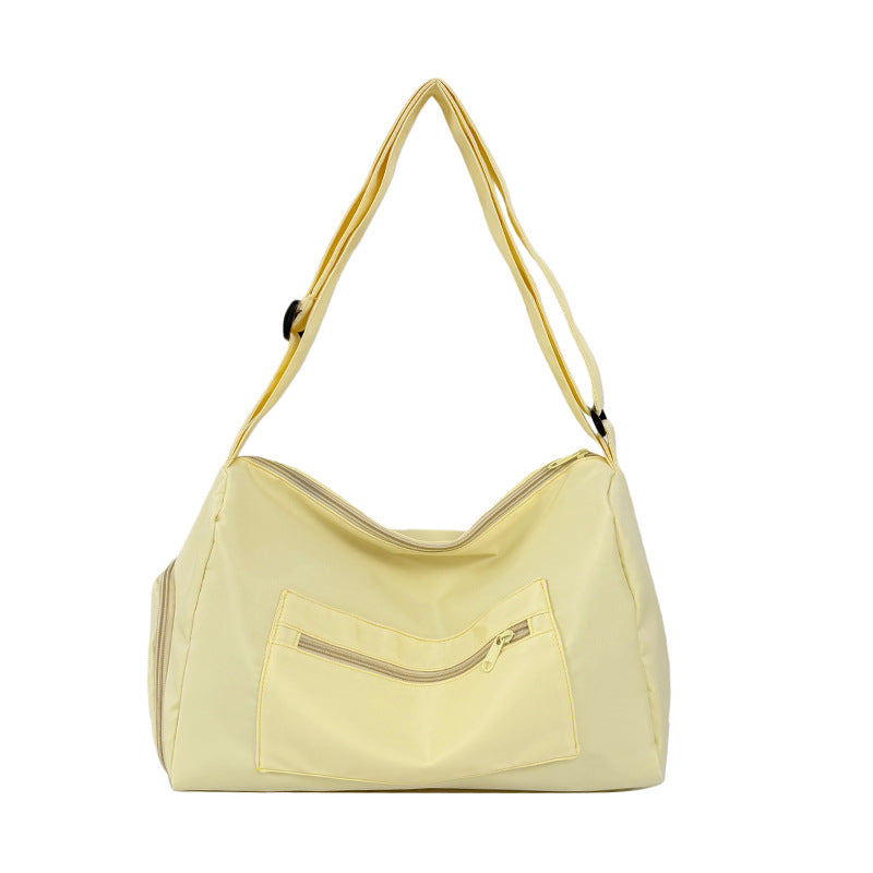 Sporty shoulder bag with spacious interior and sturdy carrying strap Bowlift