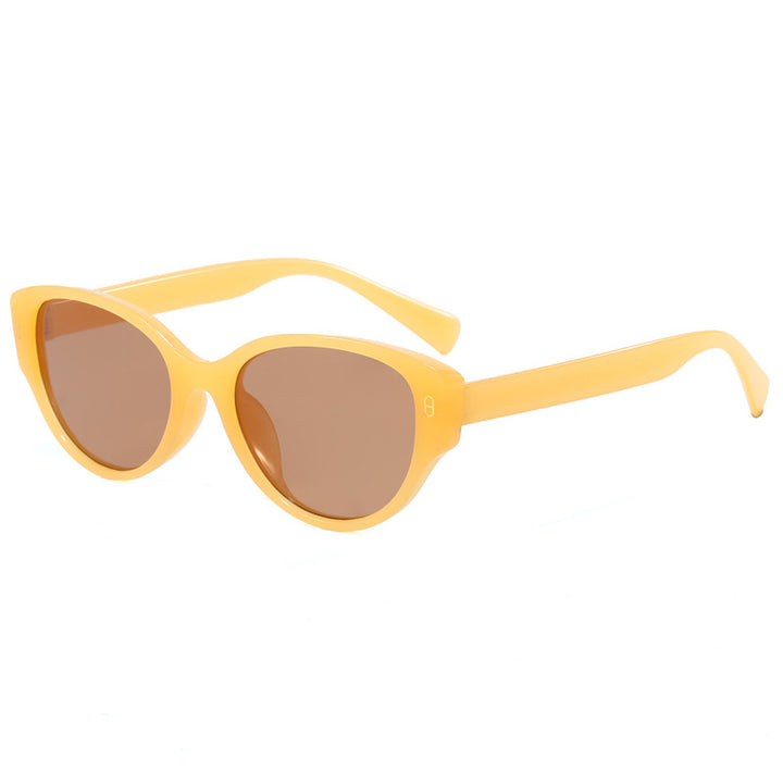 Ladies Cat-Eye Sunglasses with Modern Plastic Frame Bowlift