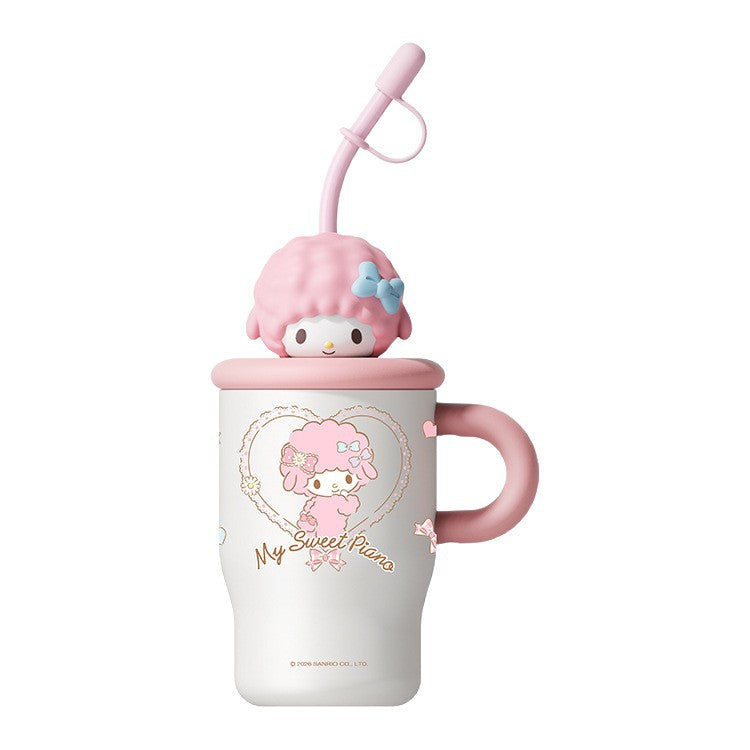 Ladies drinking cup with creative lid and straw Bowlift