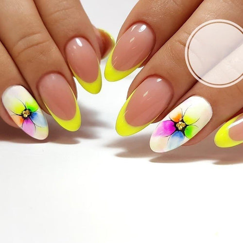 Artificial nails with colorful floral designs and striking color accents Bowlift