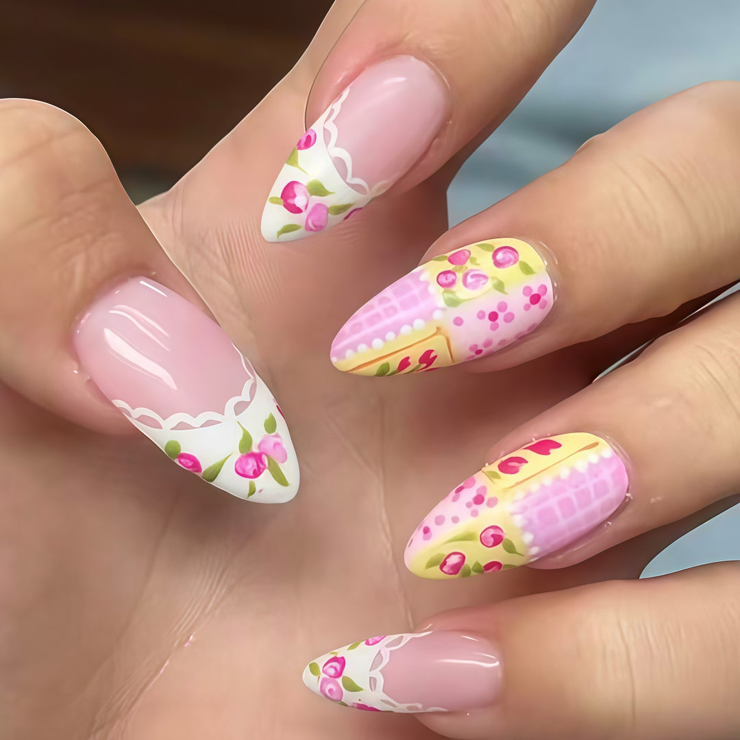 Decorative Floral Press-On Nail Art Bowlift
