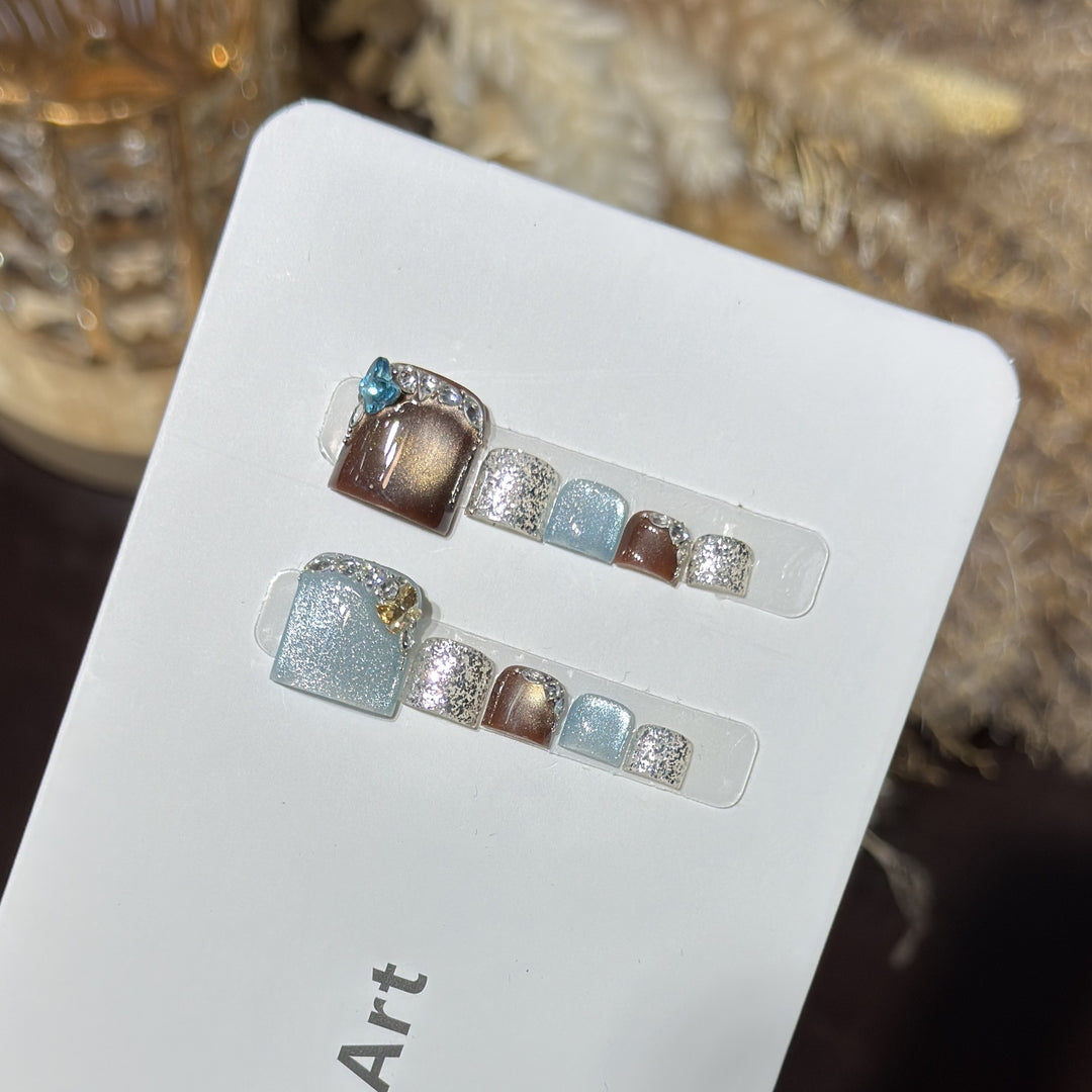 Artistic Nail Art Set with Decorative Elements Bowlift