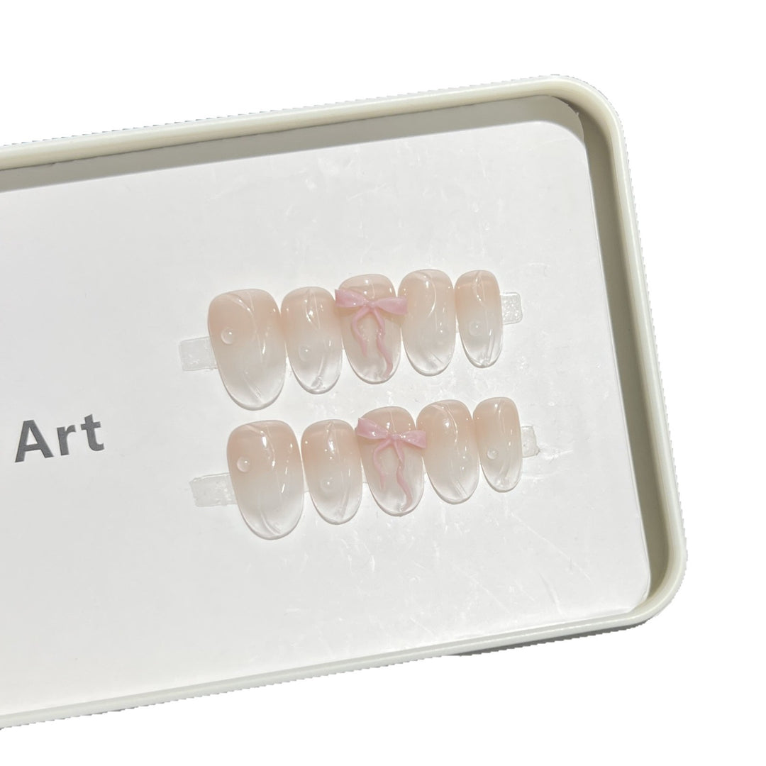 Elegant Press-On Nail Art Bowlift