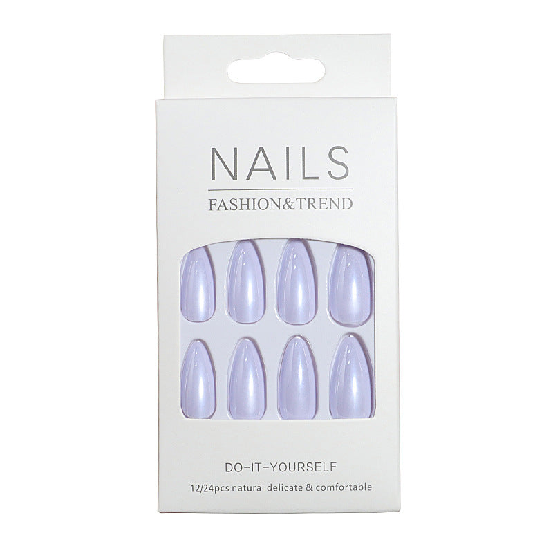 DIY Press-On Nail Tips Bowlift